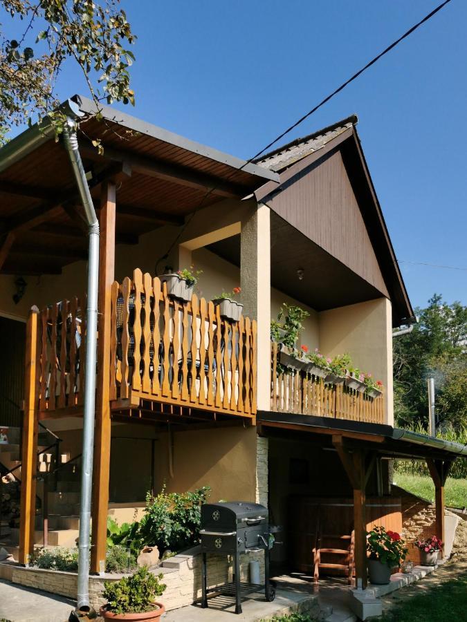 Apartamento Lipics Part Muraratka Exterior foto